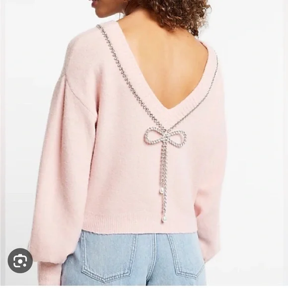 express bow sweater